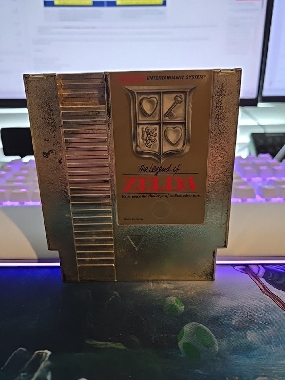 The Legend of Zelda (Nintendo NES, 1987) Game Only Gold Edition